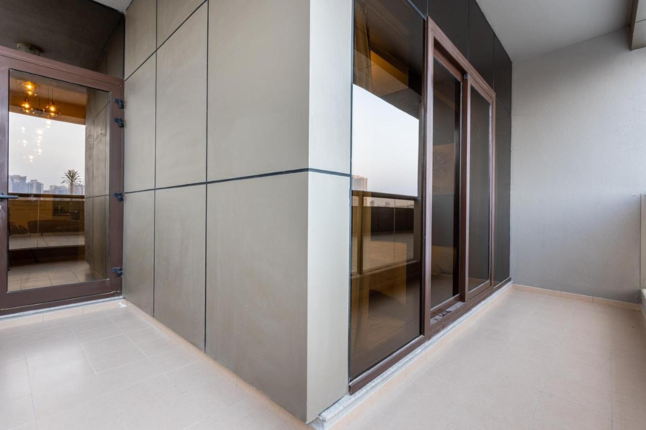 Live Spacious 3Br Apartment All En Suite & Balcony Dubai Eksteriør bilde