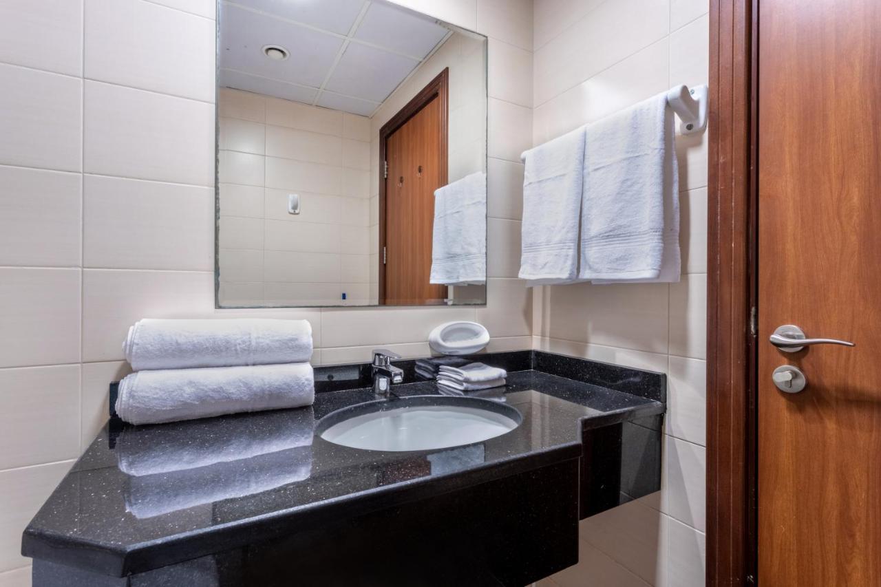 Live Spacious 3Br Apartment All En Suite & Balcony Dubai Eksteriør bilde
