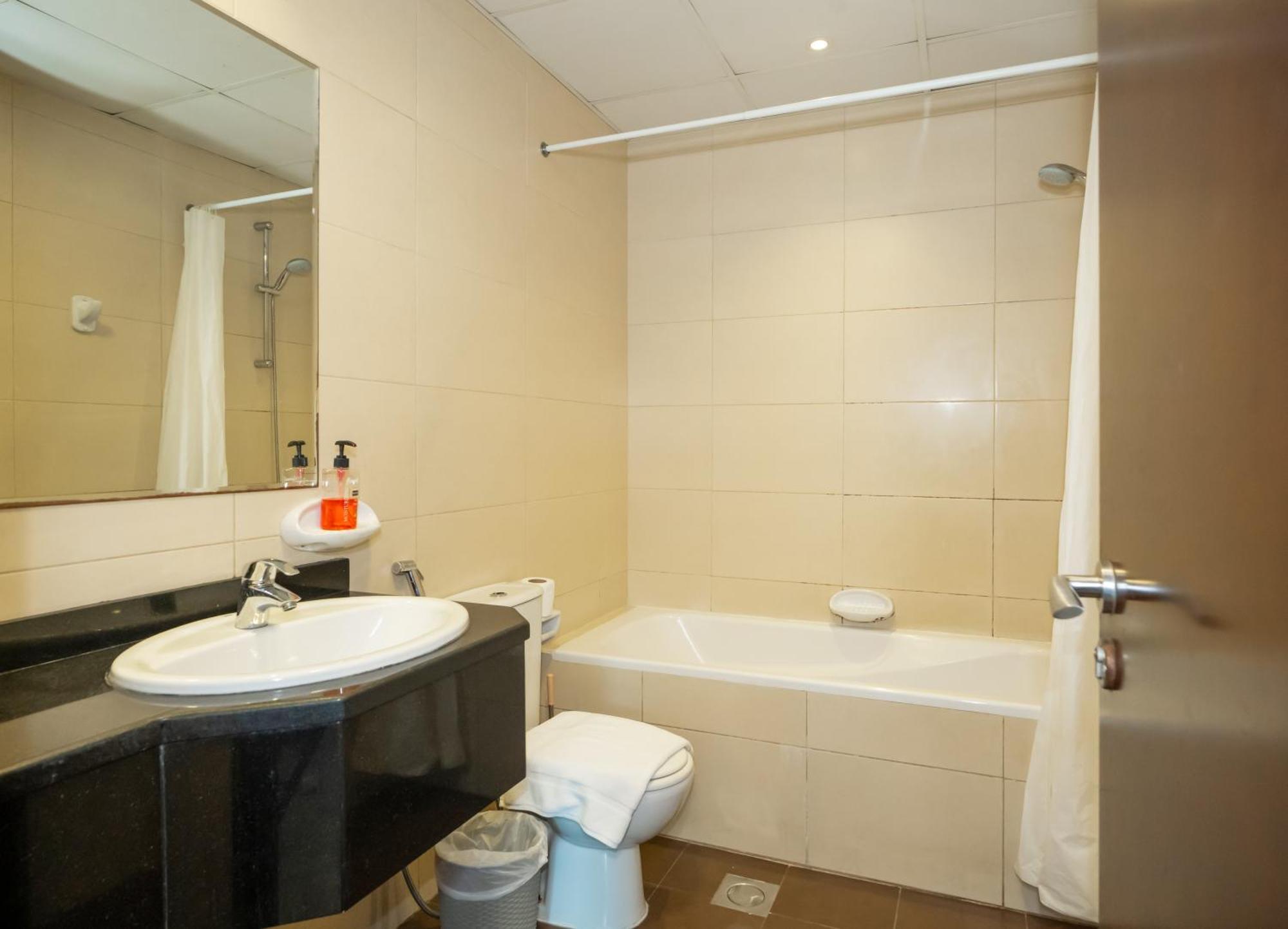 Live Spacious 3Br Apartment All En Suite & Balcony Dubai Eksteriør bilde