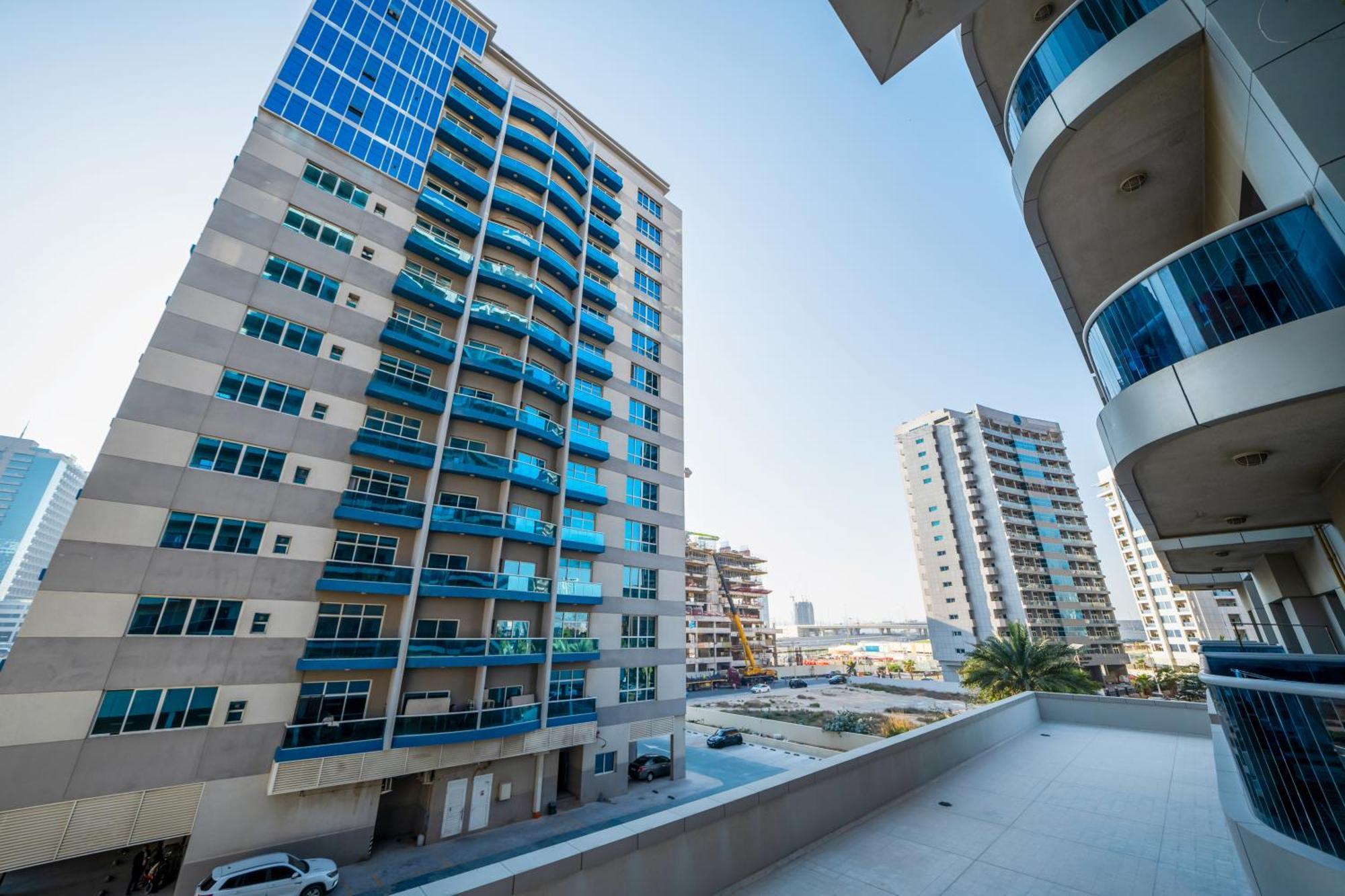 Live Spacious 3Br Apartment All En Suite & Balcony Dubai Eksteriør bilde